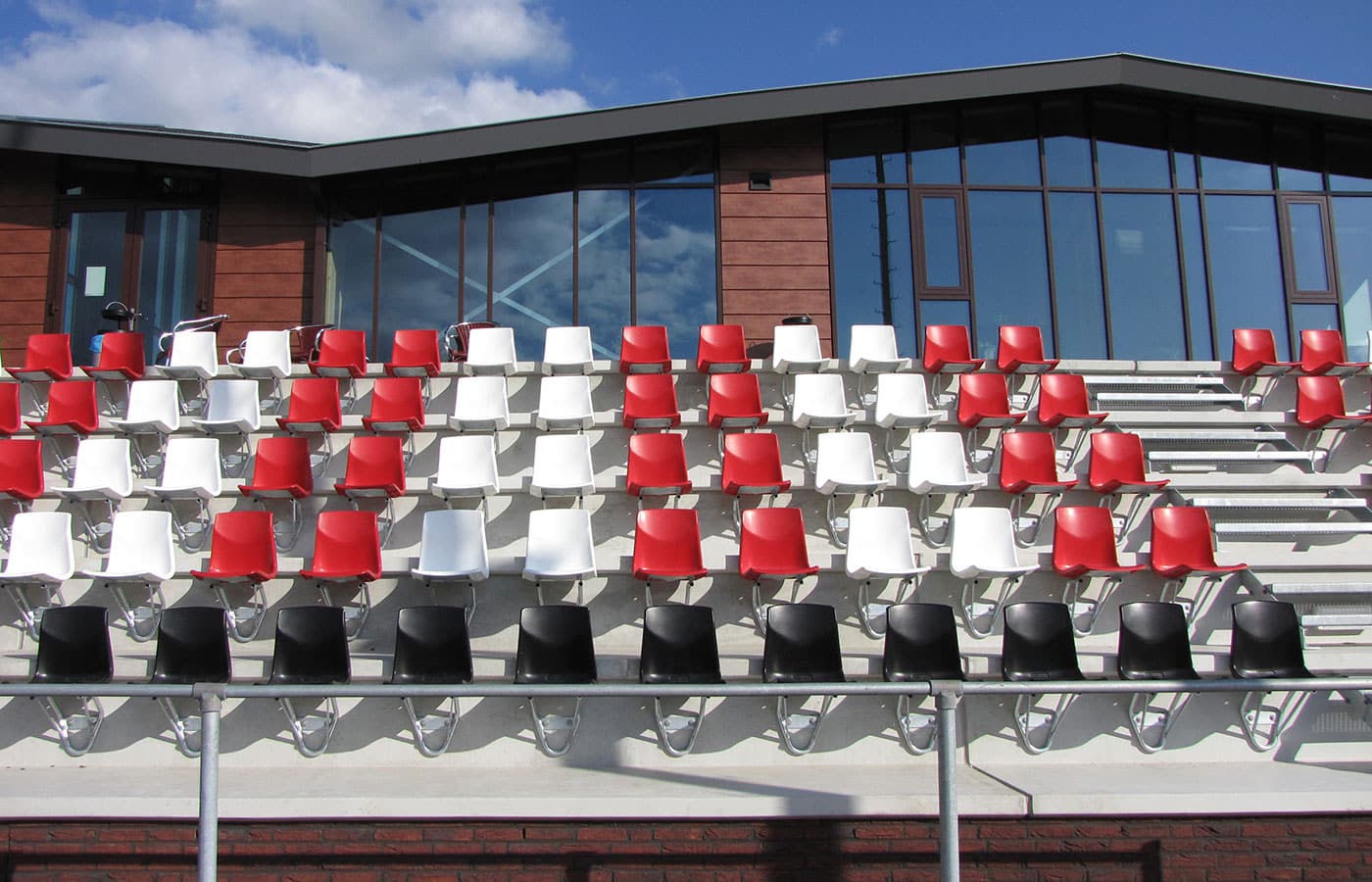 vv dilettant, dilettant, voetbalclub, clubgebouw, voetbal, sport, architectuur, architecten, lgarchitecten