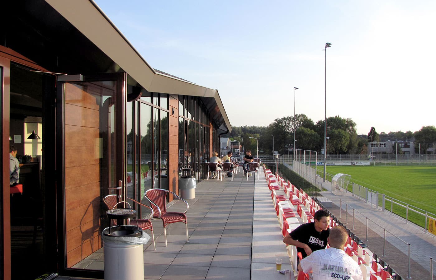 vv dilettant, dilettant, voetbalclub, clubgebouw, voetbal, sport, architectuur, architecten, lgarchitecten