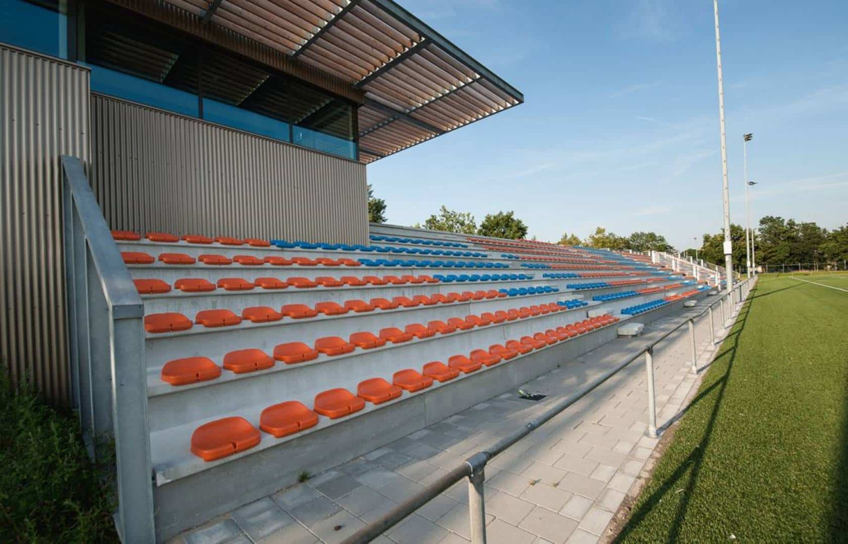 sparks united, sport, clubgebouw, tribune, amsterdam, rotterdam, lgarchitecten, lg architecten, tribune
